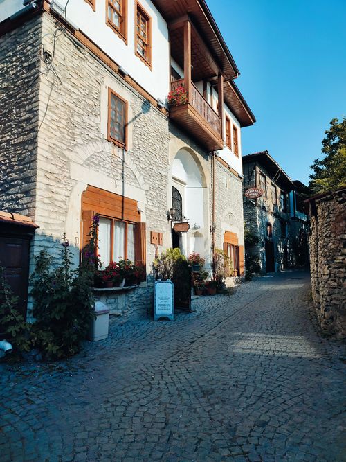 Free Explore the historic architecture and scenic cobblestone streets of Safranbolu, Türkiye. Stock Photo