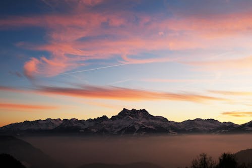 無料 シルエット, スイス, 夕暮れの無料の写真素材 写真素材