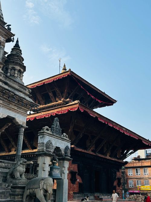 Free Historic temples showcasing Nepalese architecture in Bhaktapur with intricate details. Stock Photo