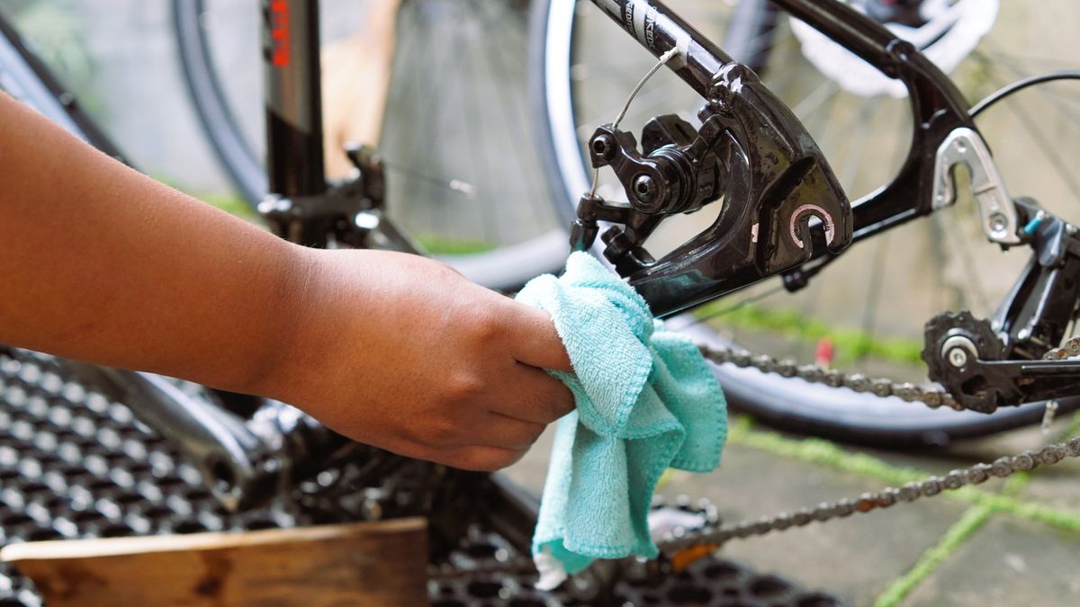 Les meilleures pratiques pour entretenir son vélo électrique en milieu urbain