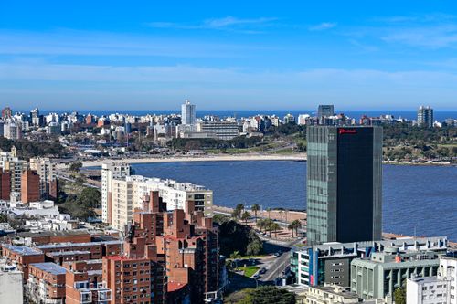 Free Skyline of Montevideo with the Río de la Plata, showcasing modern architecture and urban landscape. Stock Photo