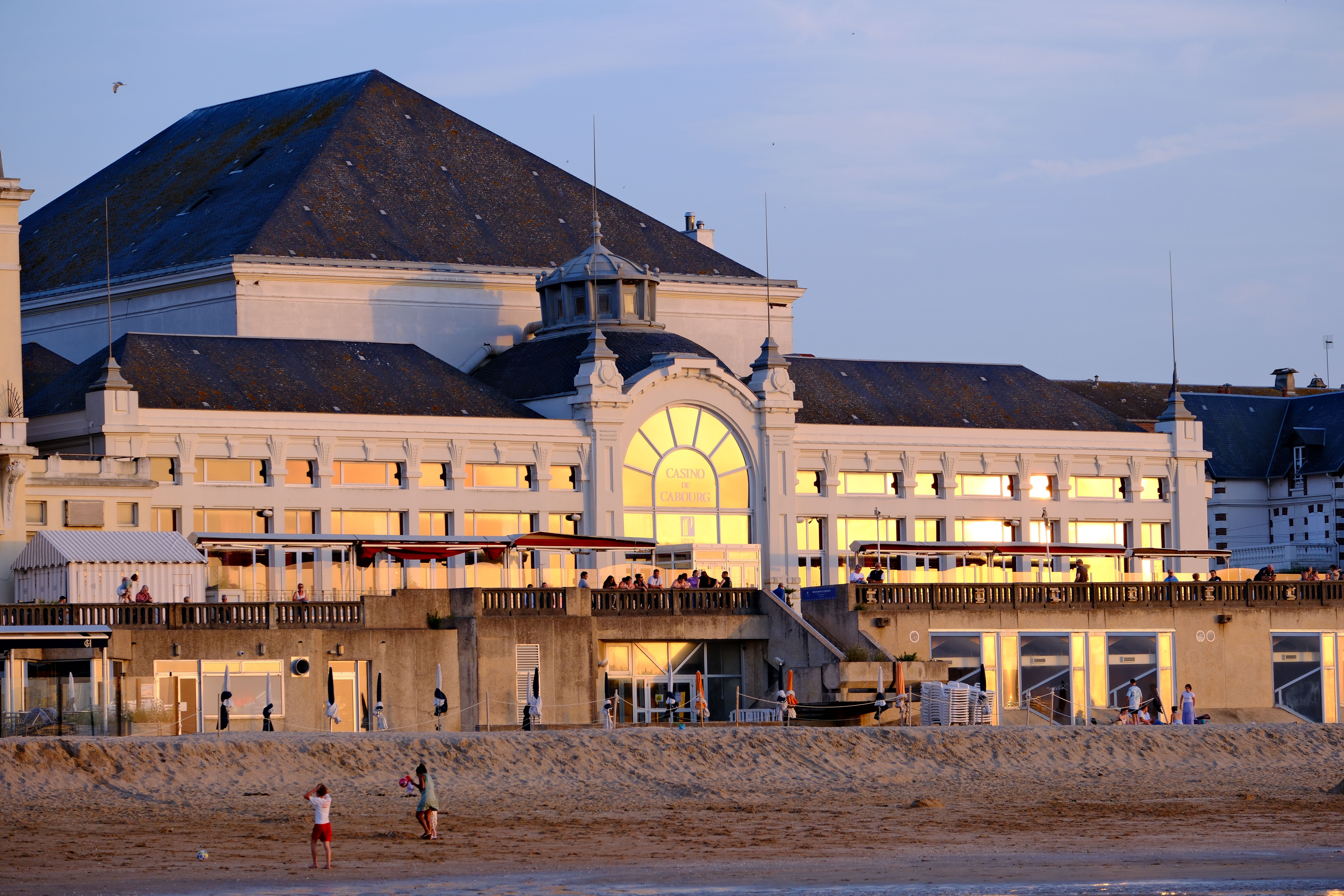 Landmarks in Golden Sands