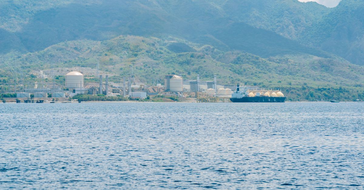 ASV sašķidrinātās dabasgāzes projekts piesaistījis sankcijām pakļautās Krievijas kompānijas...