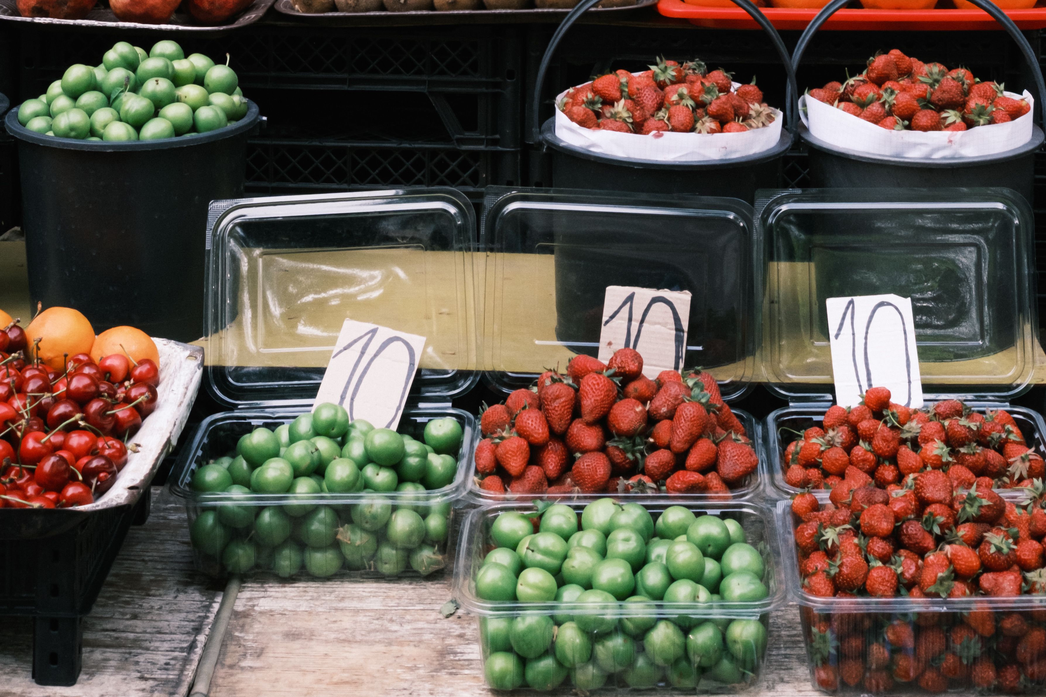 10 Surefire Ways To Cut Down On Your Grocery Bill