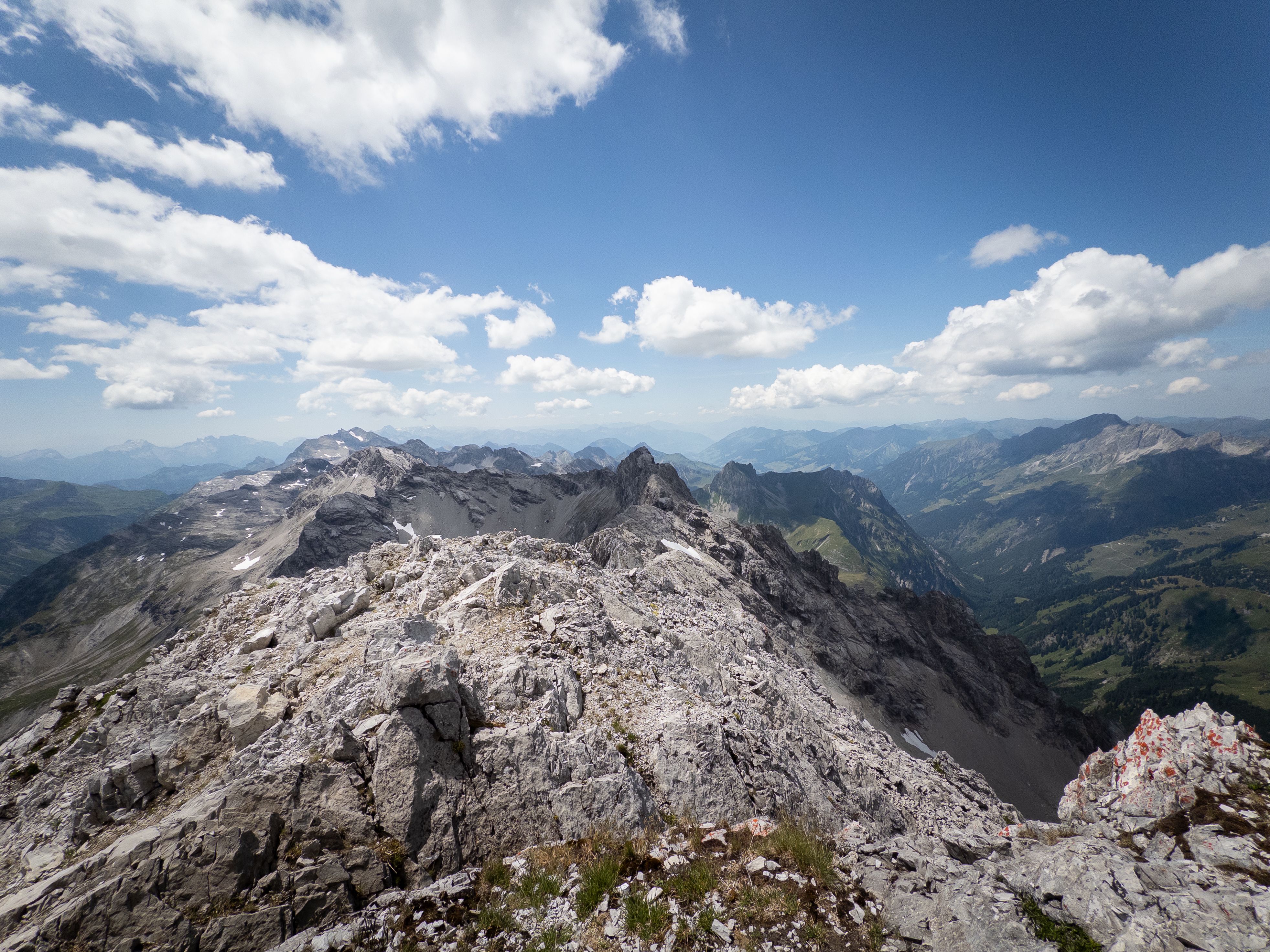Majestätische Berglandschaft der österreichischen Alpen