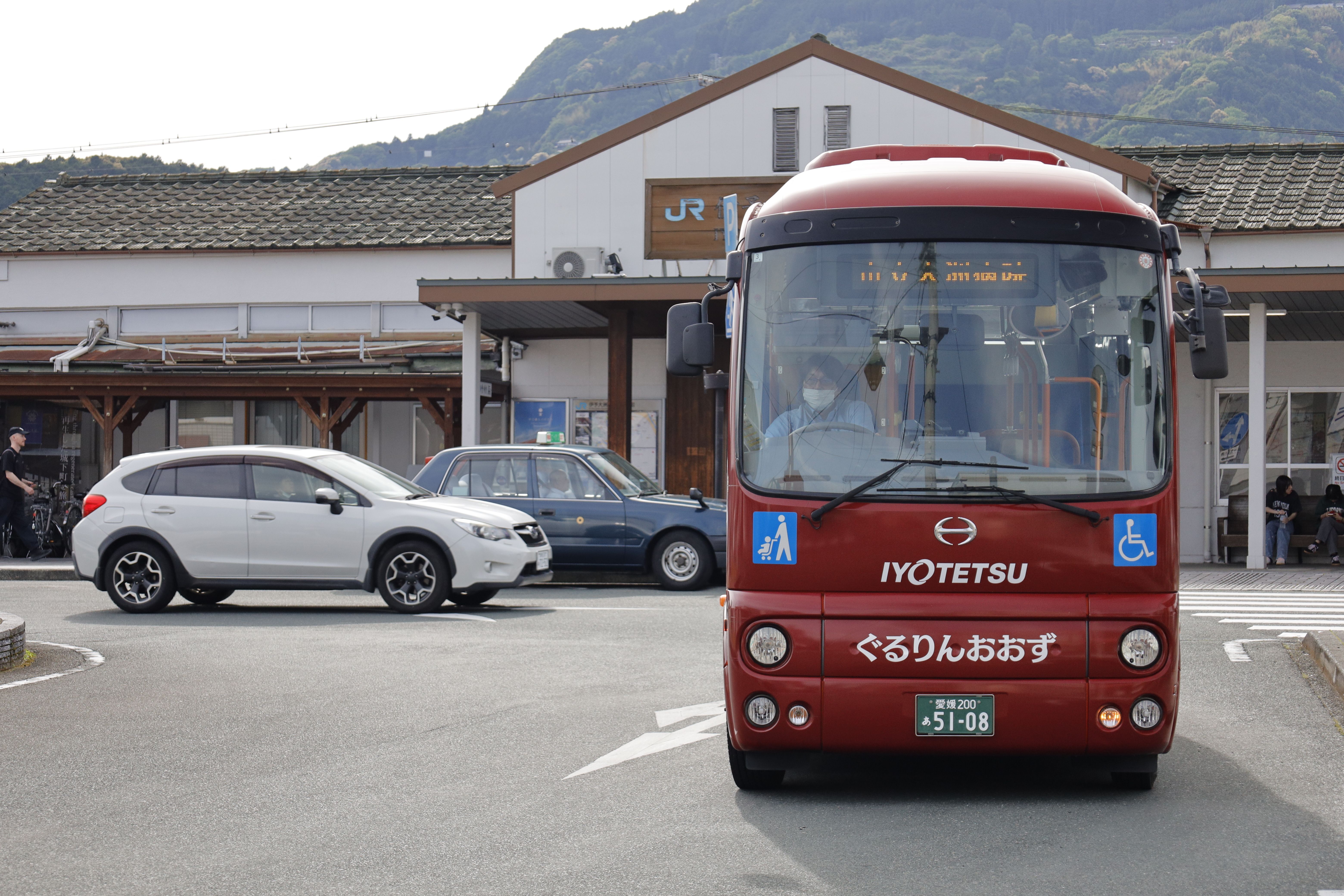 Airport transfers in Ehime Prefecture