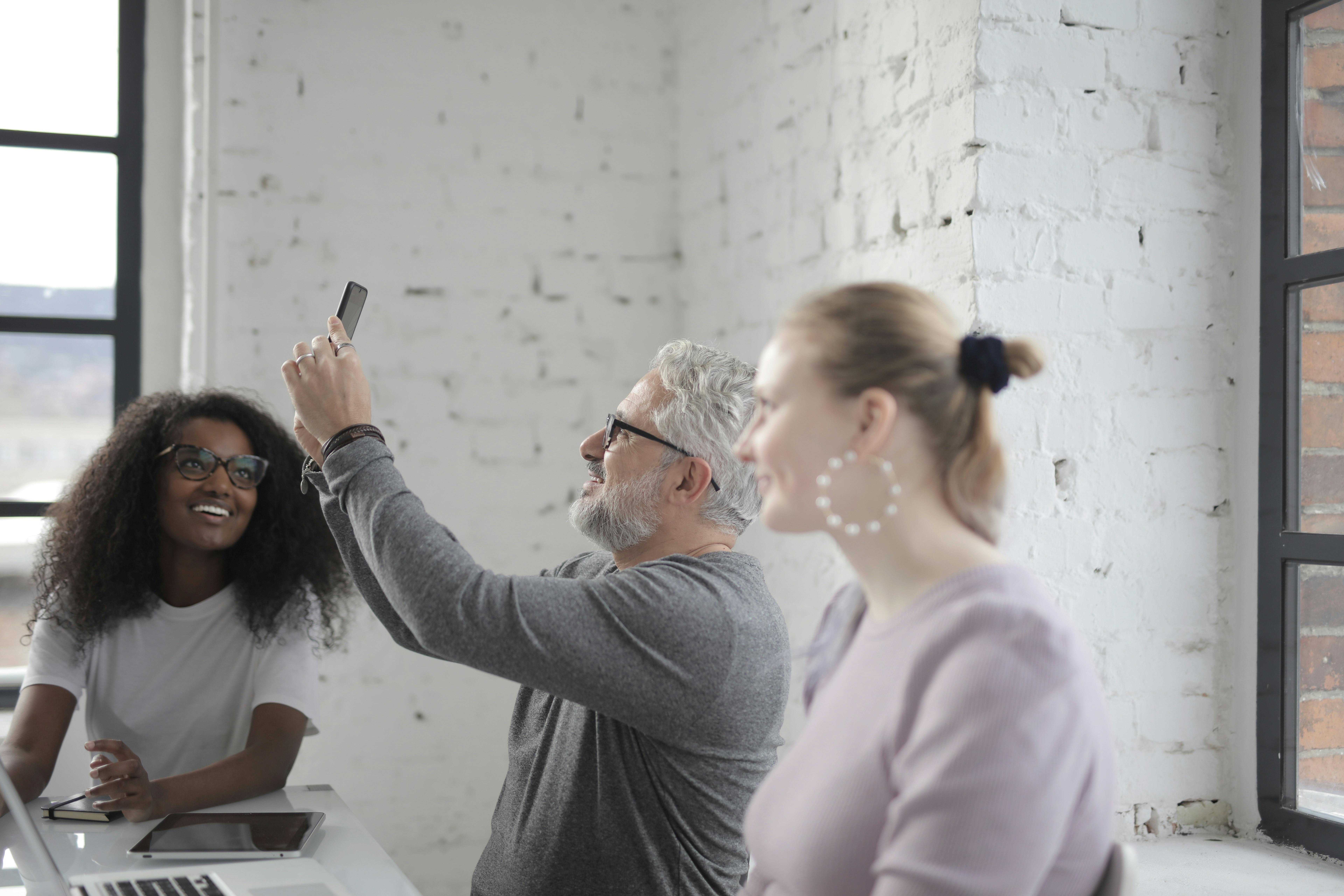 Leveraging social insights and technology to meet changing consumer behaviours — Photo by Andrea Piacquadio on Pexels