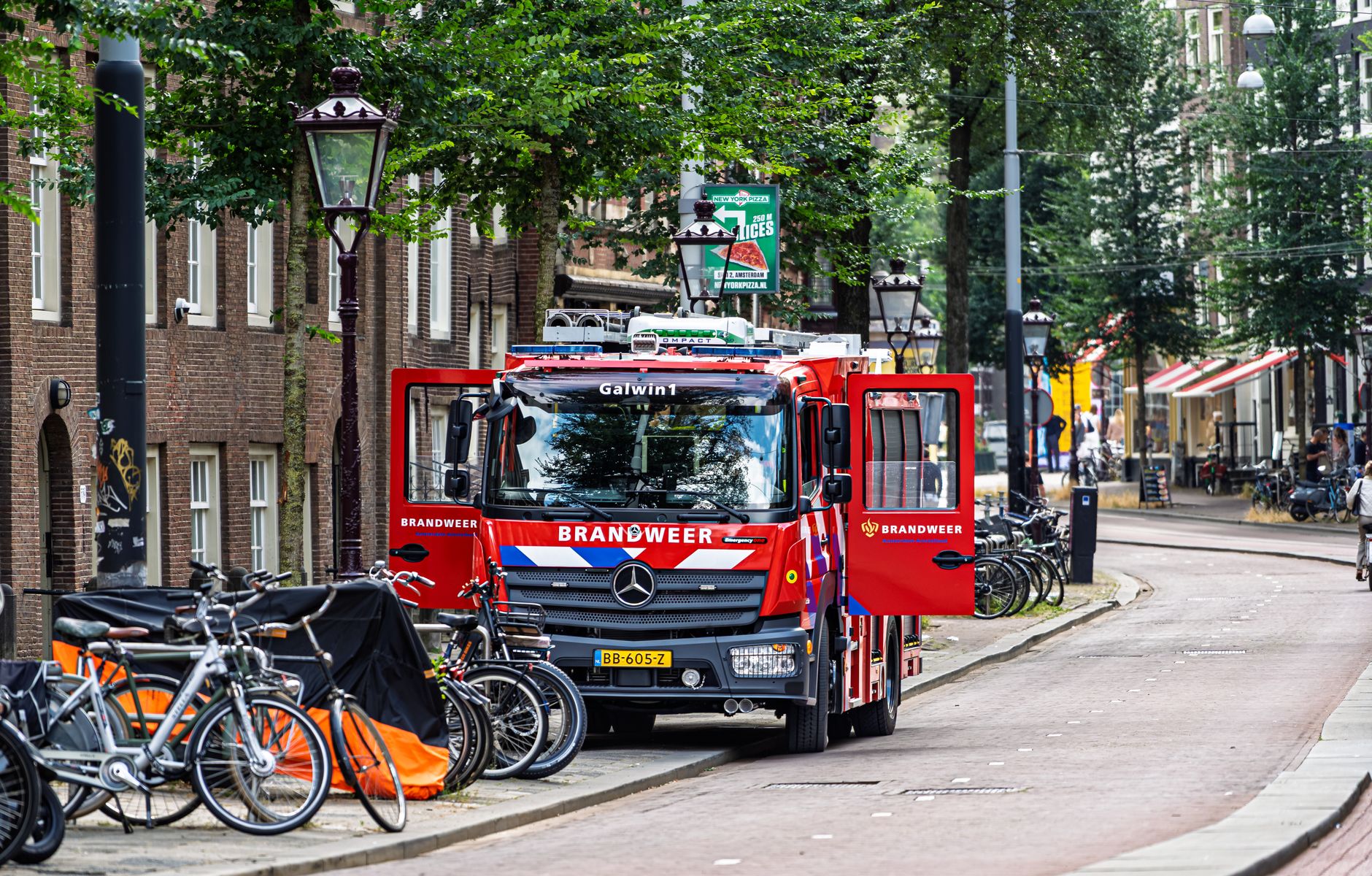 Amsterdam Vondelkerk yangın sonrası hasar