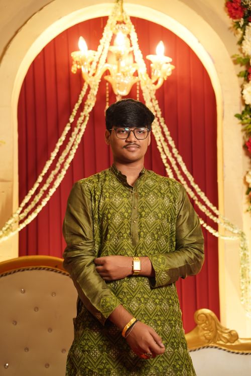 Free South Asian male in traditional attire at an Indian wedding in Kolkata. Stock Photo