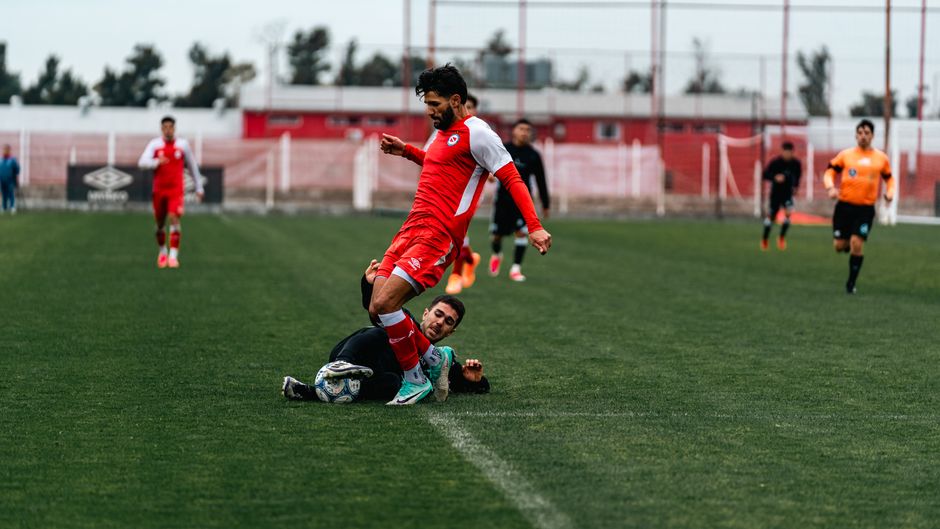 Iranian Soccer Official Says He's in Contact With Authorities After Former IRGC Commander Denied Entry to Canada