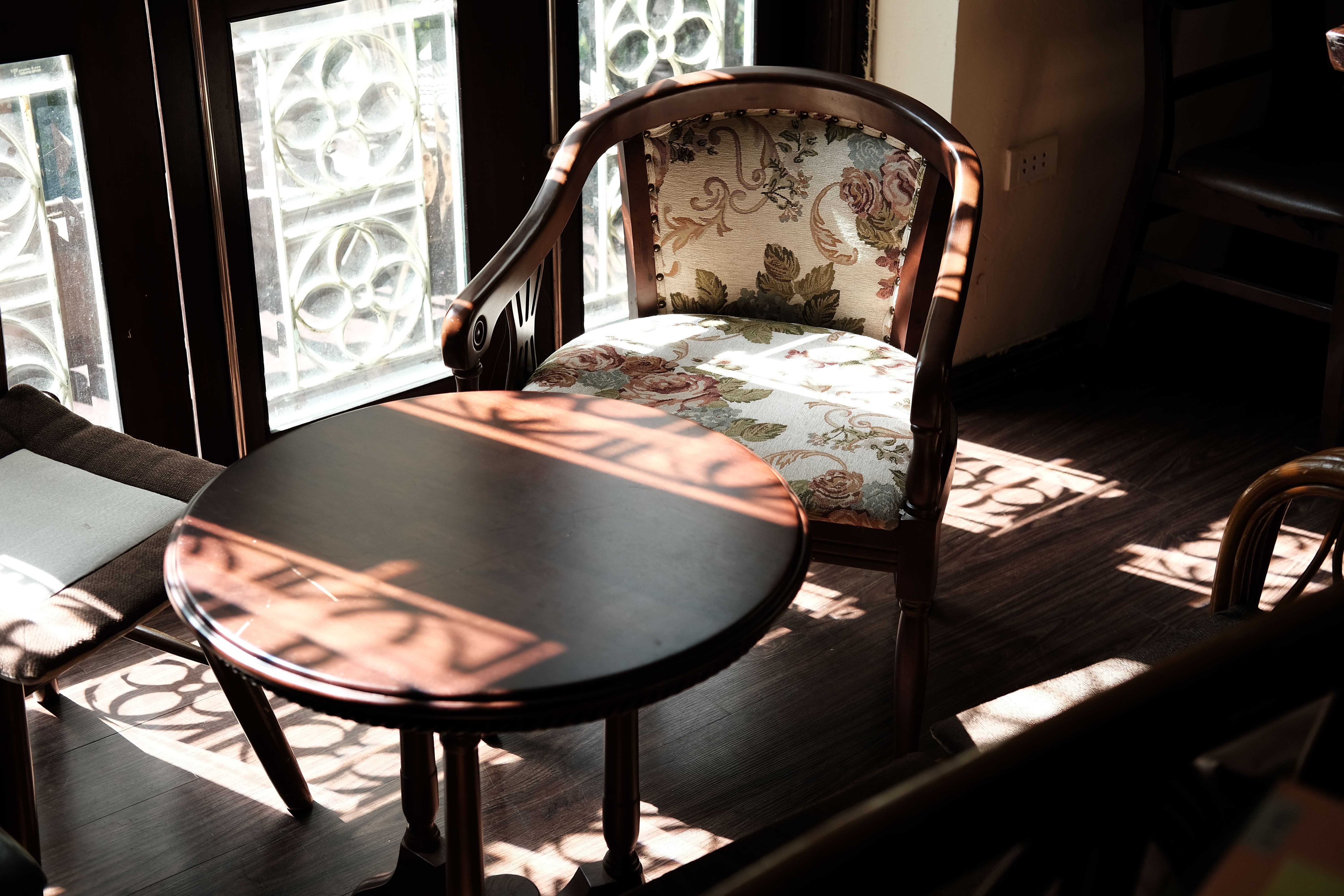 Sheesham Wood Furniture from Vietnam