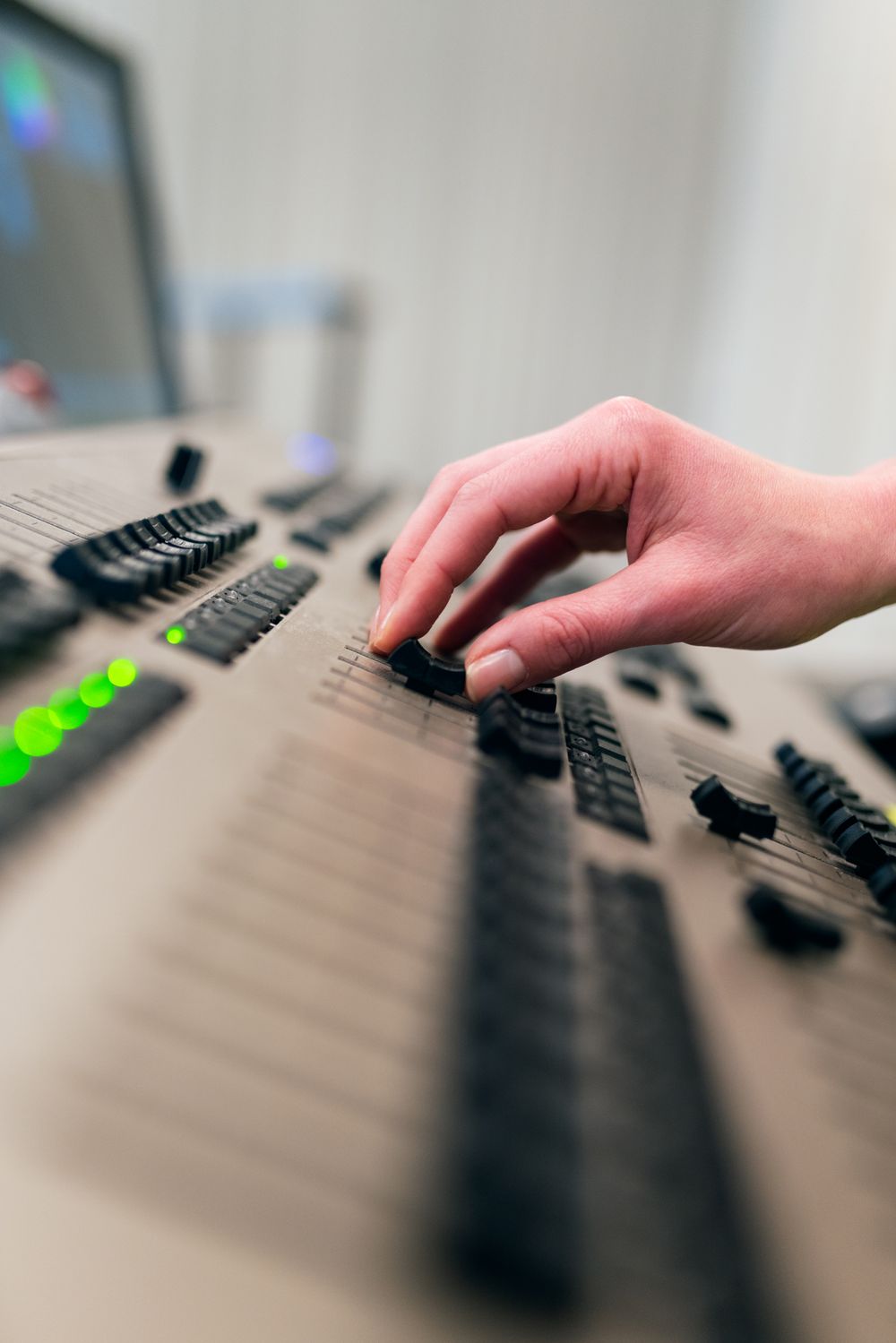 Selling AI-Generated Music & Sound Effects on AudioJungle and Pond5: Complete Monetization Guide - The Explosion of Commercial Audio Licensing: Podcasts, Games, and Ads