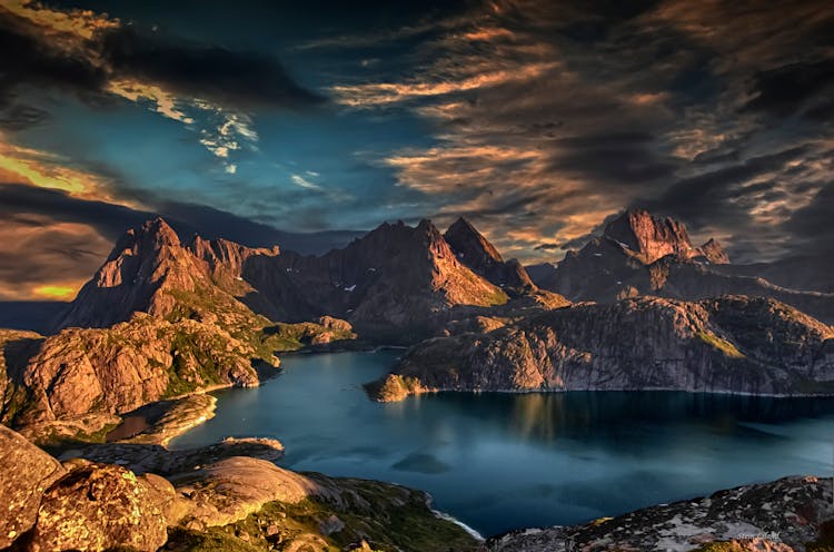 Gray Clouds Above Mountains