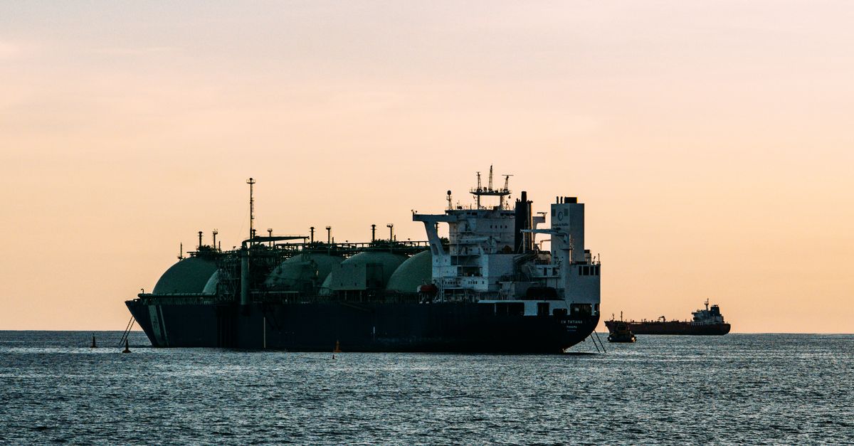 Yemen Houthis claim attack on two Saudi oil tankers amid rising tensions