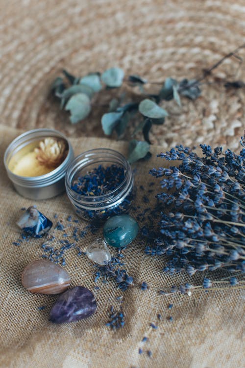Foto stok gratis aromaterapi, batu permata, bunga lavender