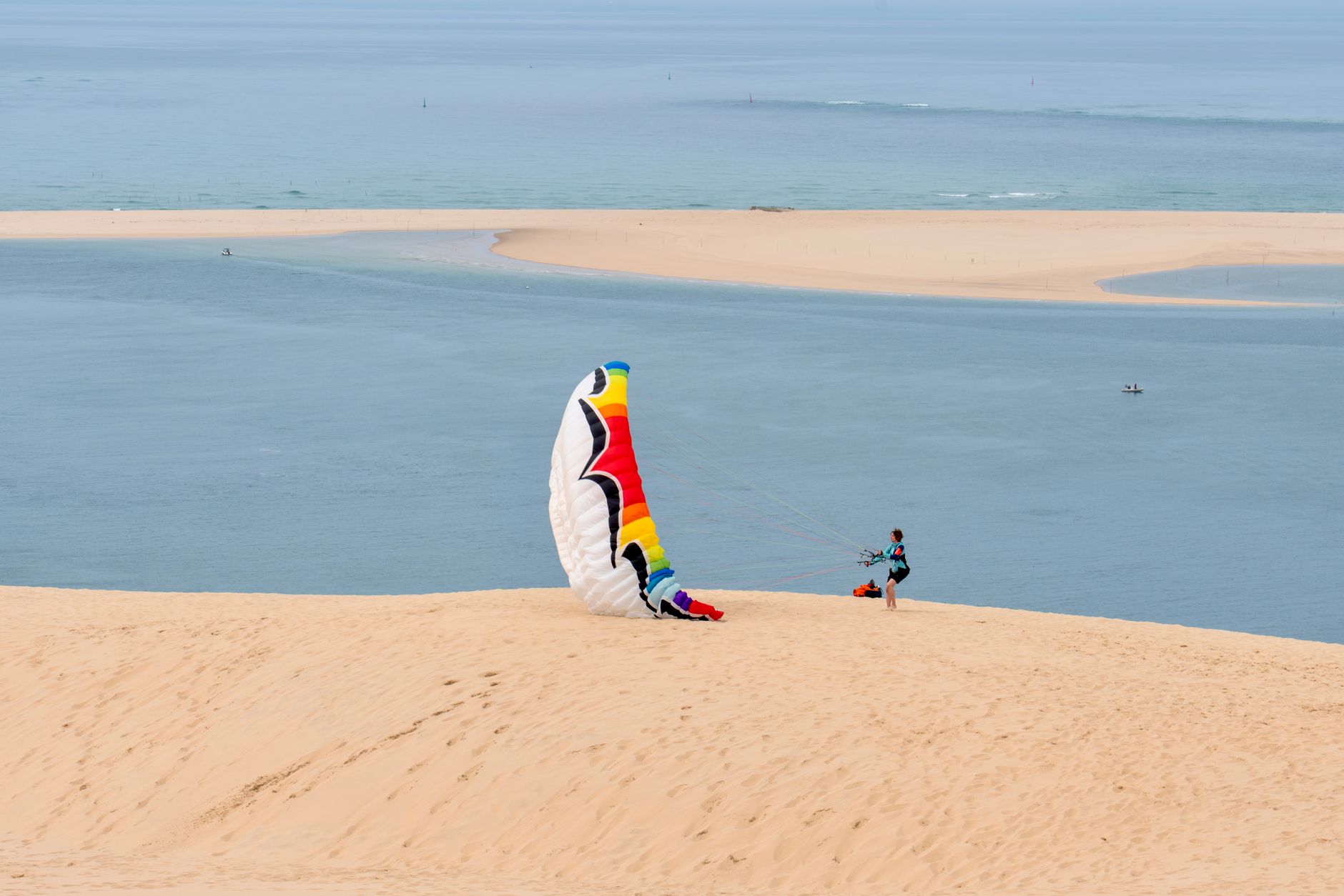 Incendie au Cap Ferret : les derniers résidents évacués en bateau à Arcachon