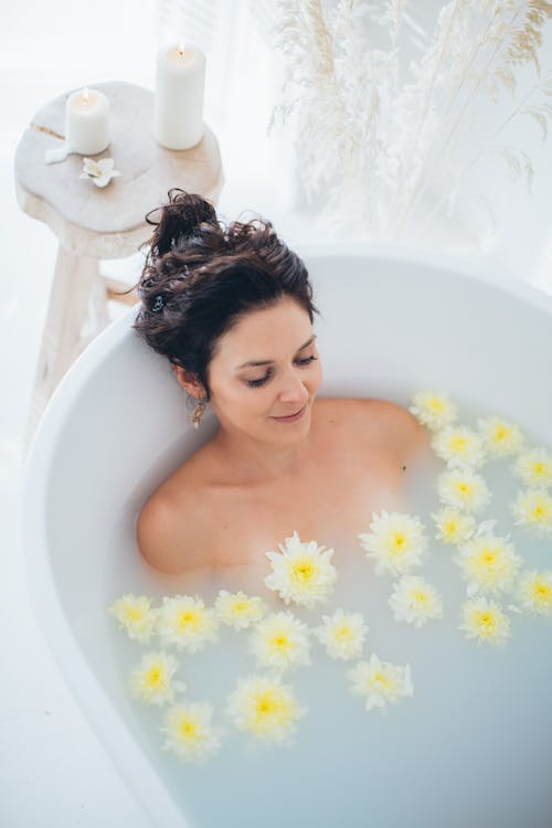 Mujer, Relajante, En, Un, Bañera