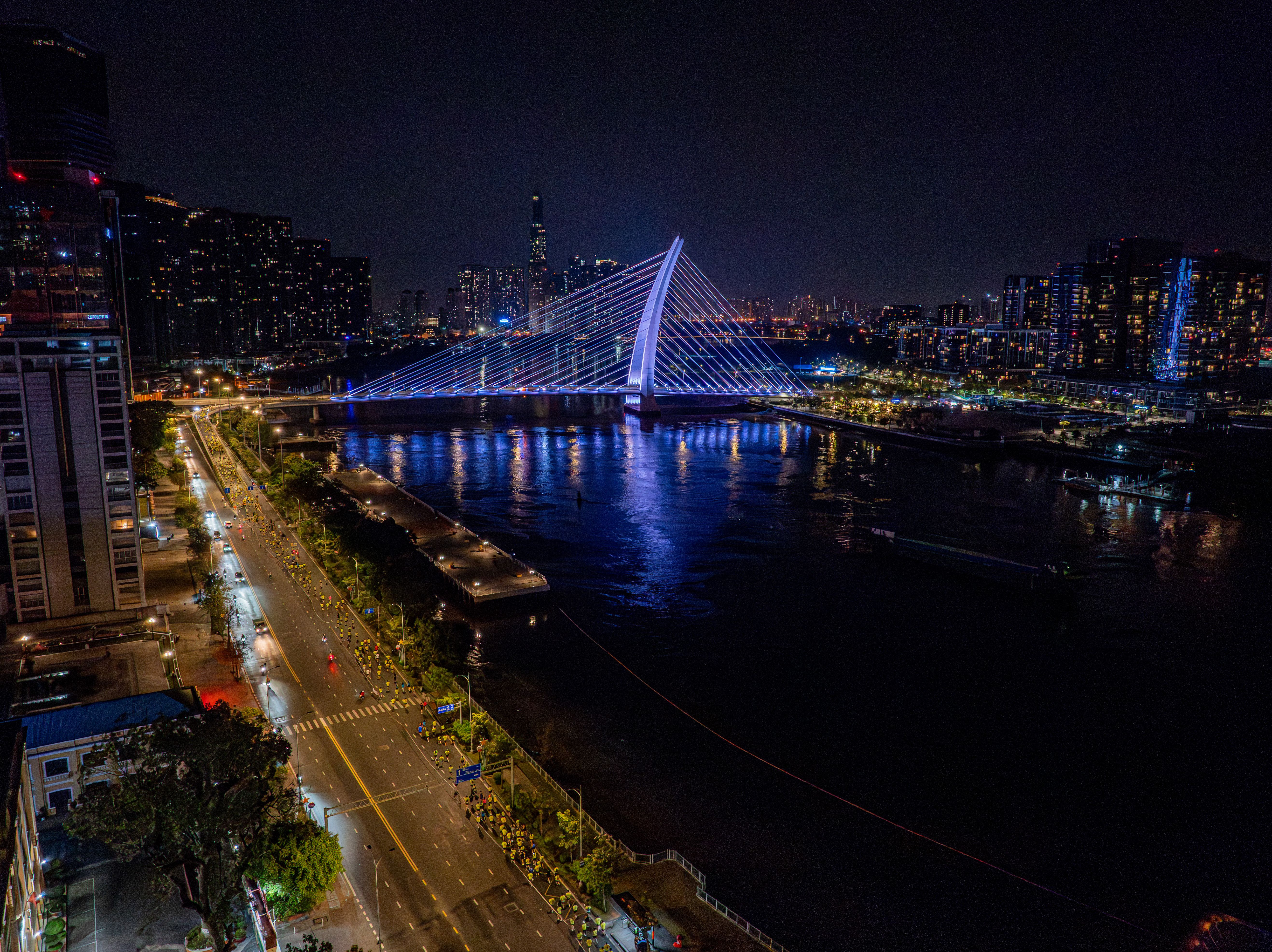 Guangzhou Pearl River Night Cruise and City Highlights