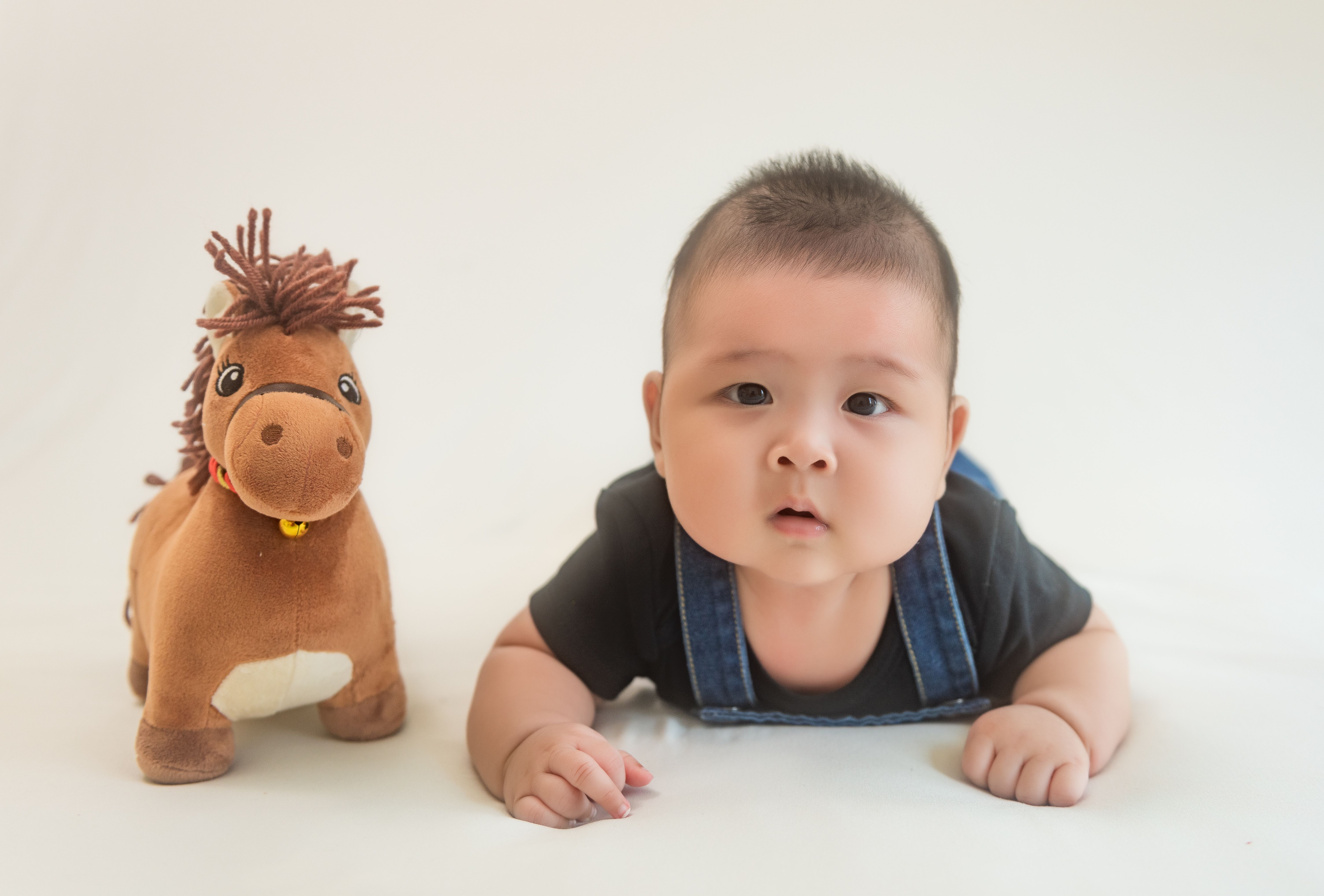 À quel âge un enfant peut-il regarder YouTube seul ?