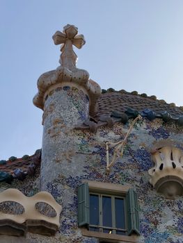 Close-up of Casa Batlló facade showcasing iconic modernist design in Barcelona.
