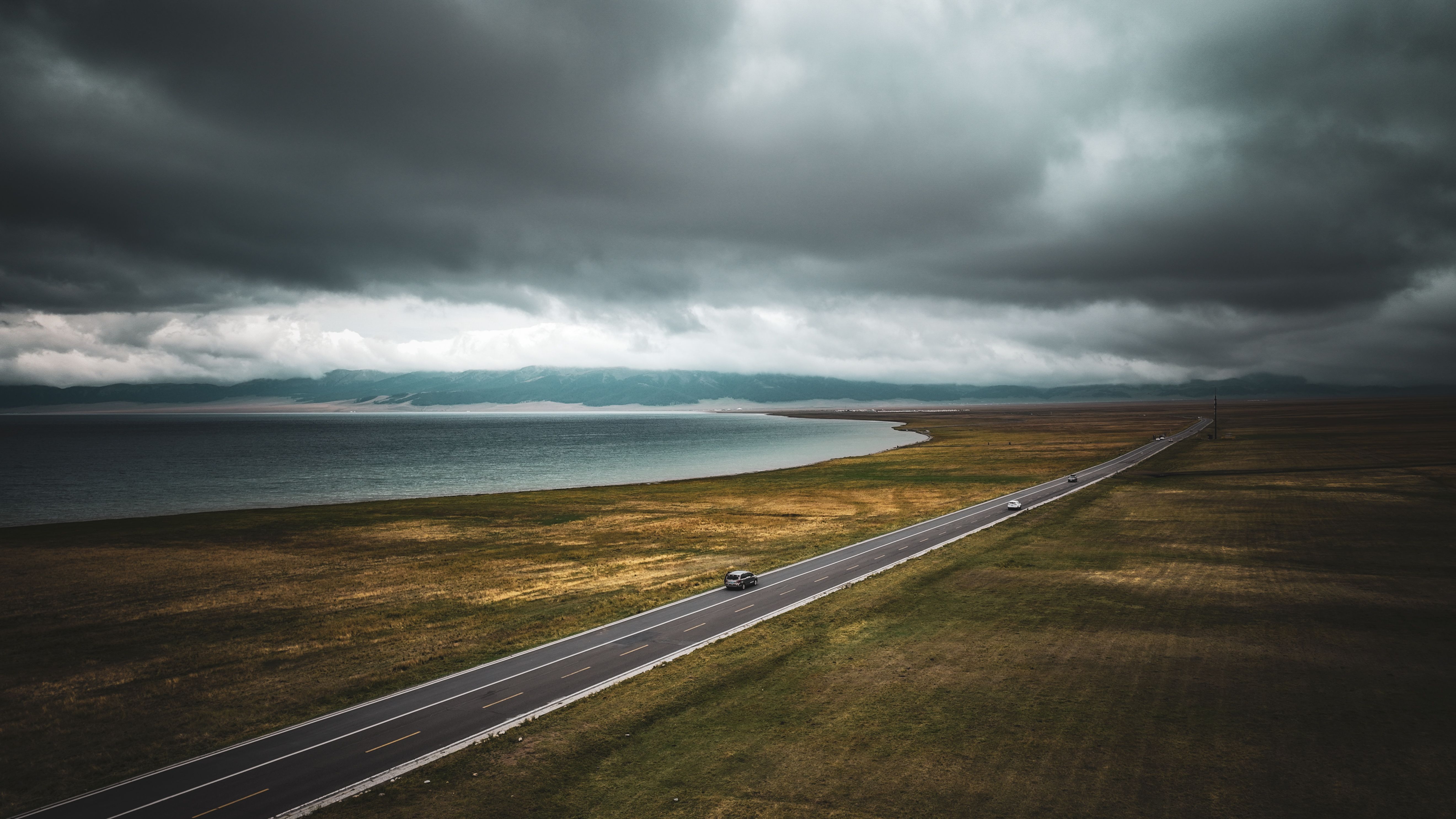 Sensors and Connectivity Make Autonomous Driving Smarter — Photo by Martin Wang on Pexels