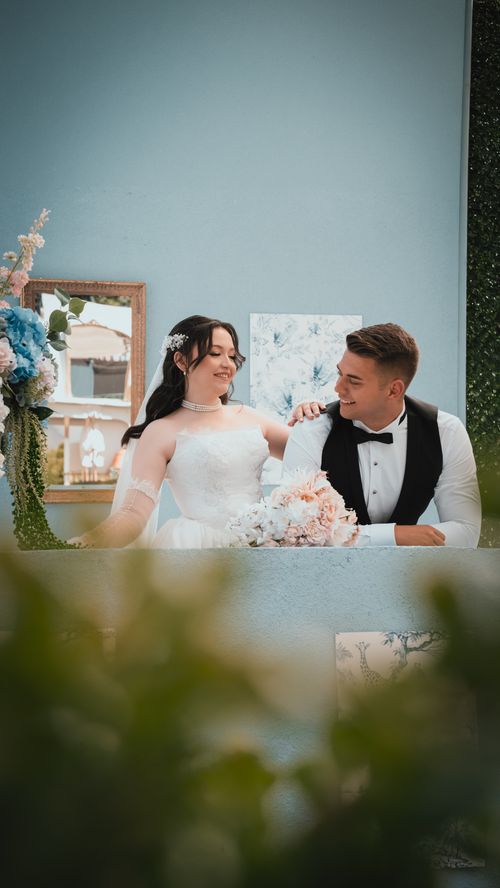 Free Beautiful wedding portrait of a couple in Ankara showcasing love and happiness. Stock Photo