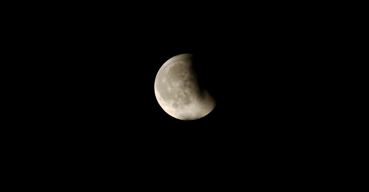 Partial Lunar Eclipse Draws Skywatchers Across the U.S.