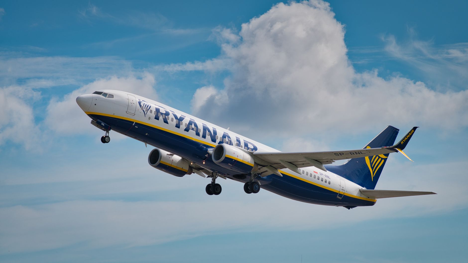 Ryanair: 85 Stürze auf den integrierten Treppen des Boeing 737 in drei Jahren, enthüllt Studie der ANSV