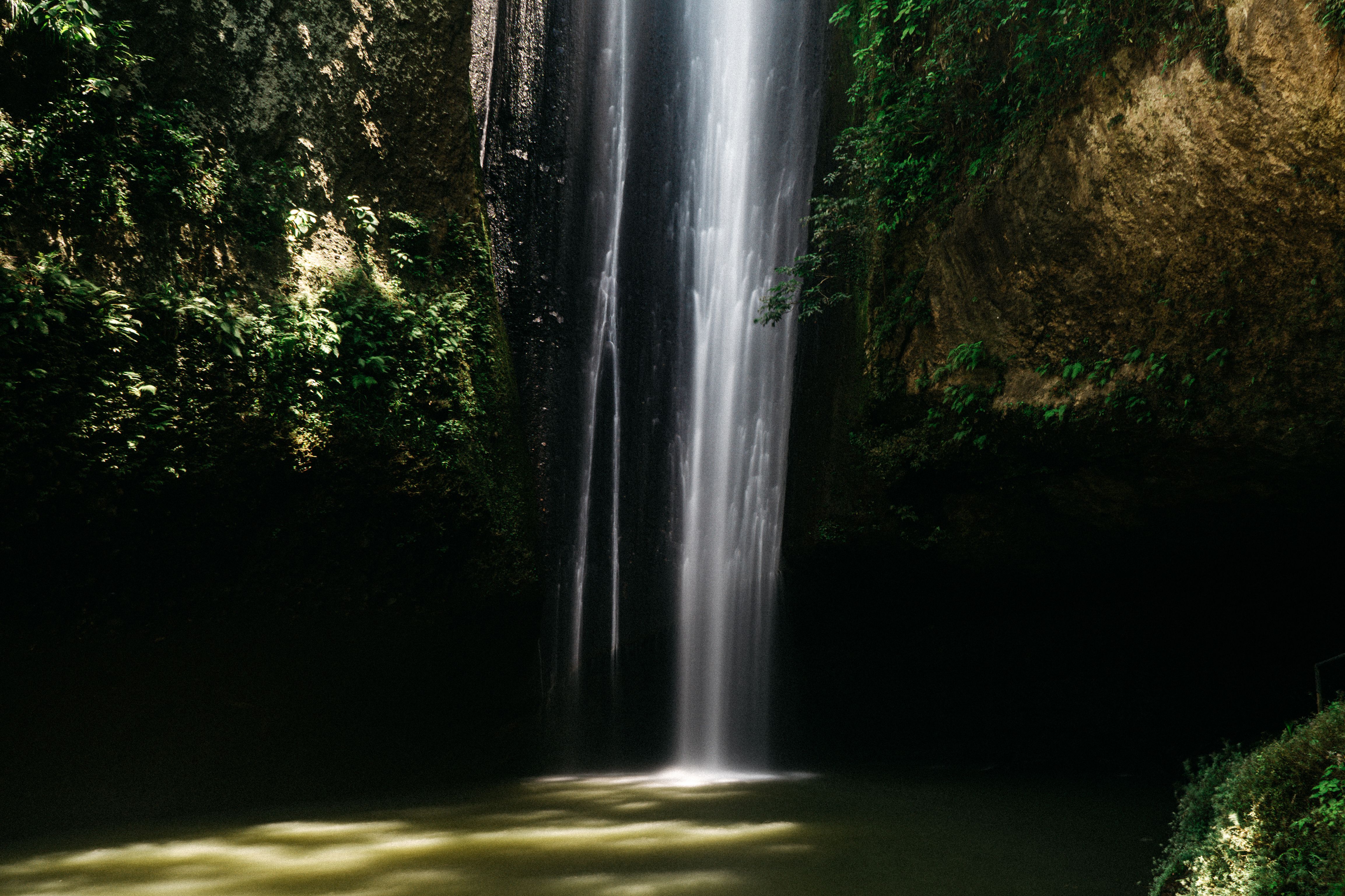 Cascada tropical