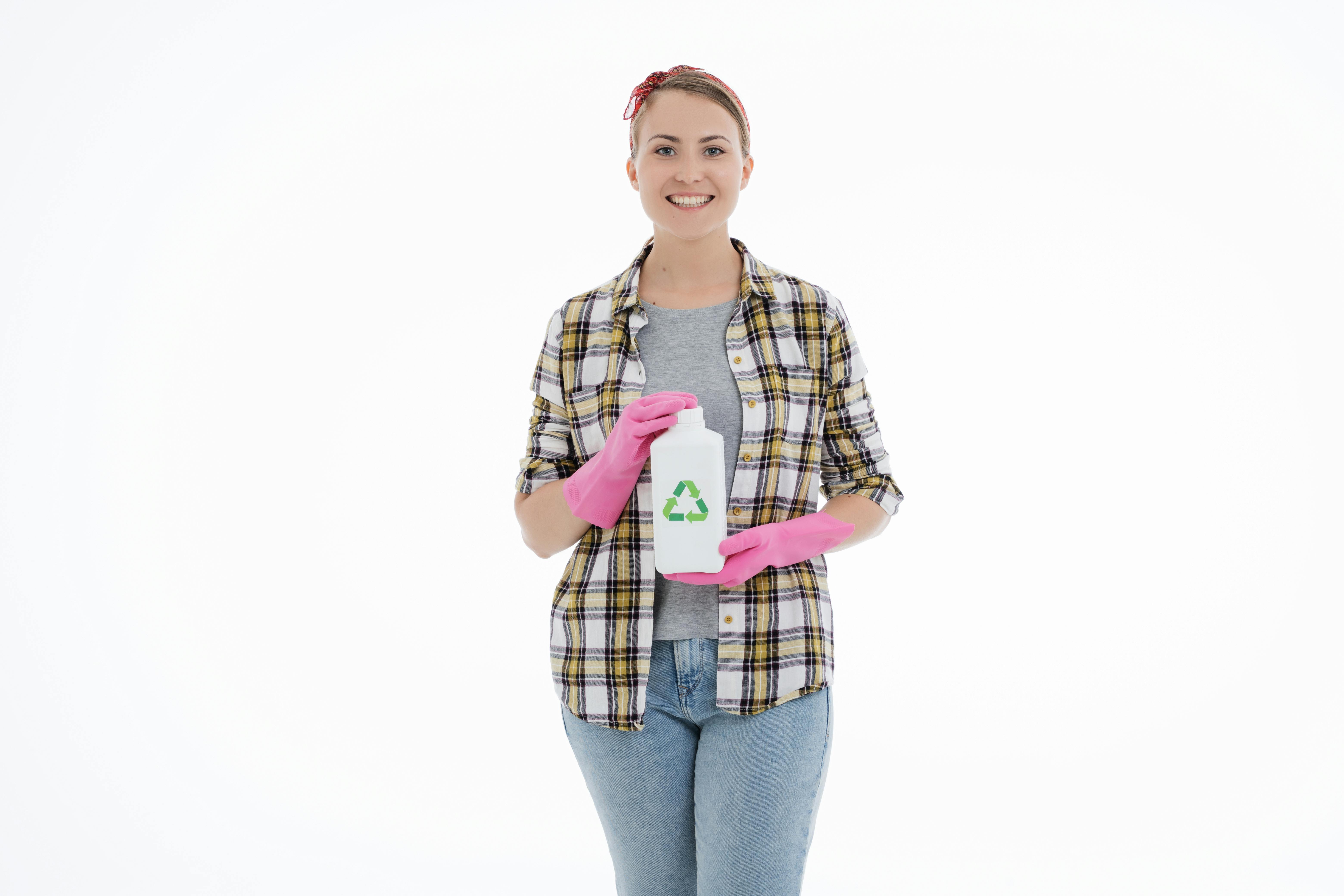 Chemical-Free Household Cleaners: A Safer and Greener Cleaning Option