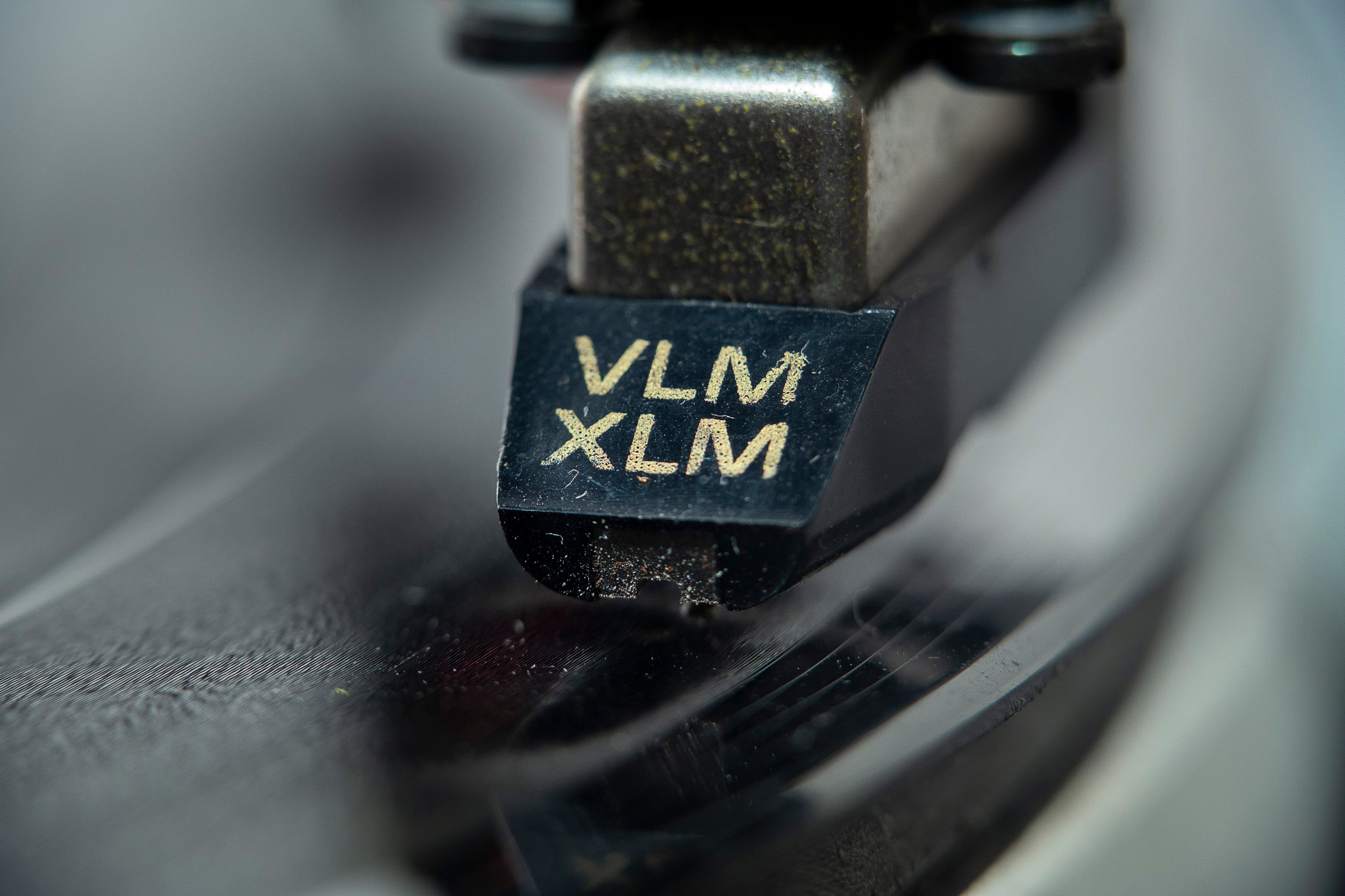 Close-up of Turntable Needle on Vinyl Record · Free Stock Photo