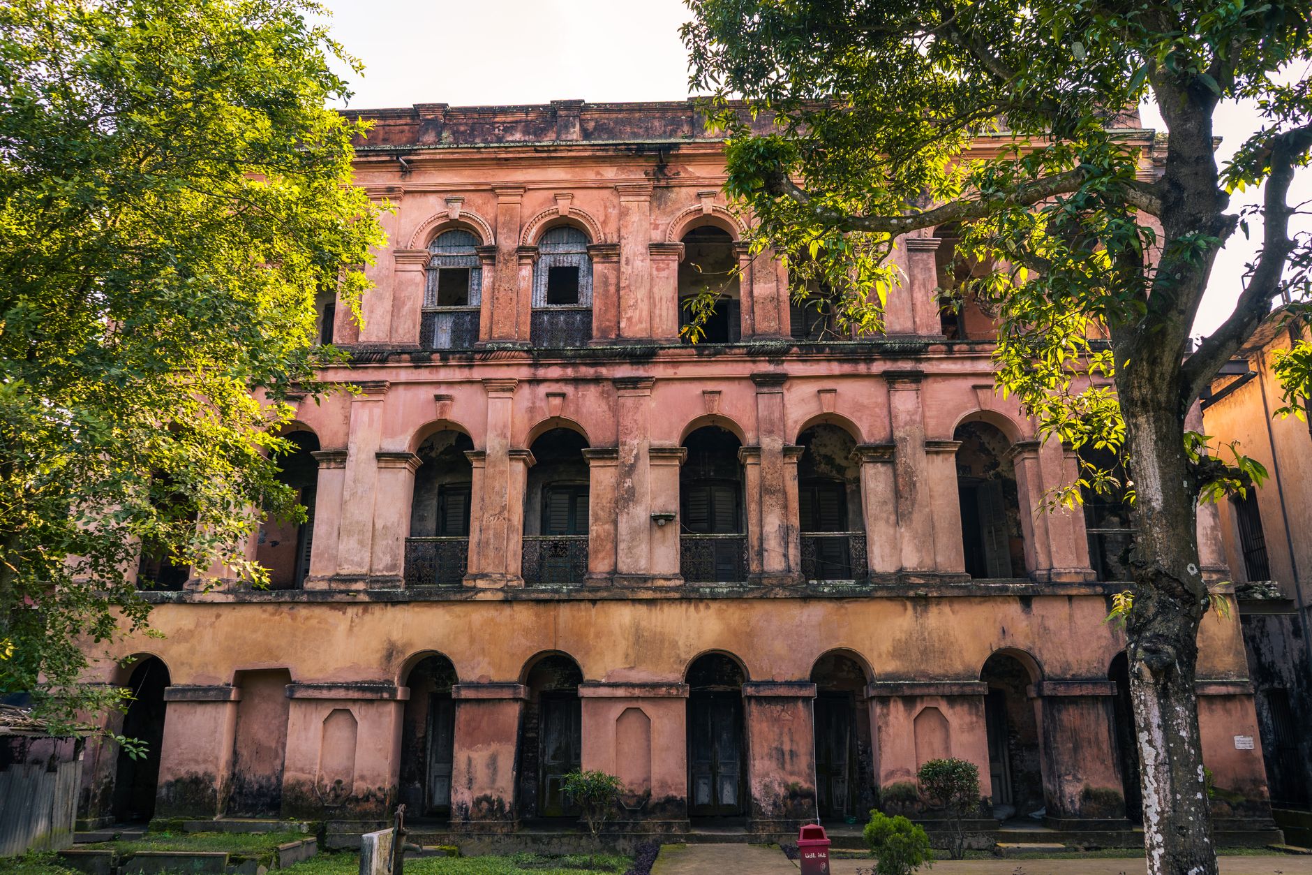 জাতীয়করণ হওয়া কলেজের শিক্ষক, হাইকোর্ট এবং সপ্তম গ্রেড নির্দেশ সম্পর্কিত প্রতীকী ছবি