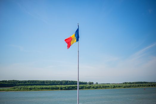 Guvernul a aprobat modelul steagului comunei Pănet, județul Mureș