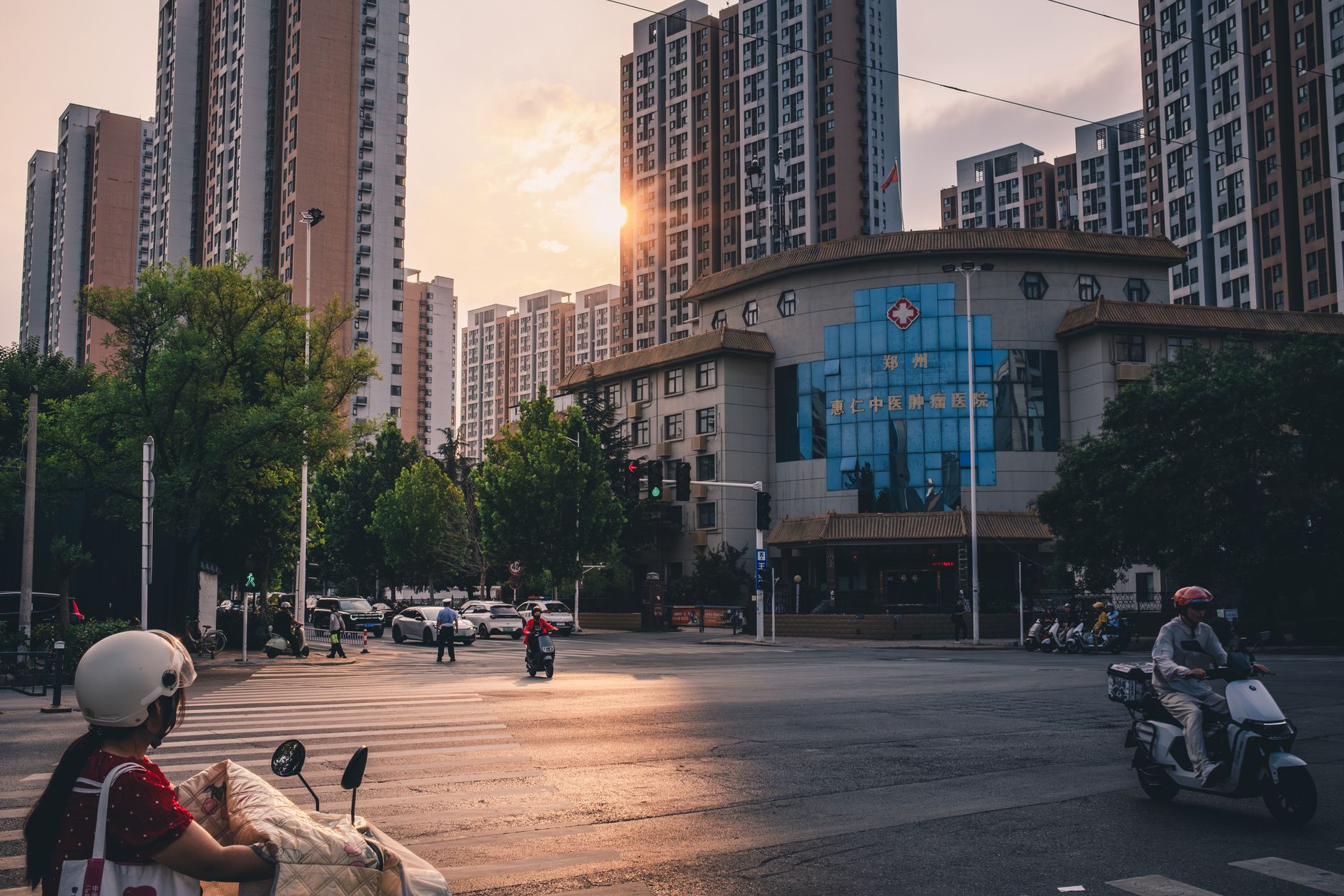 Popular sights in Zhengzhou Landmarks in Zhengzhou