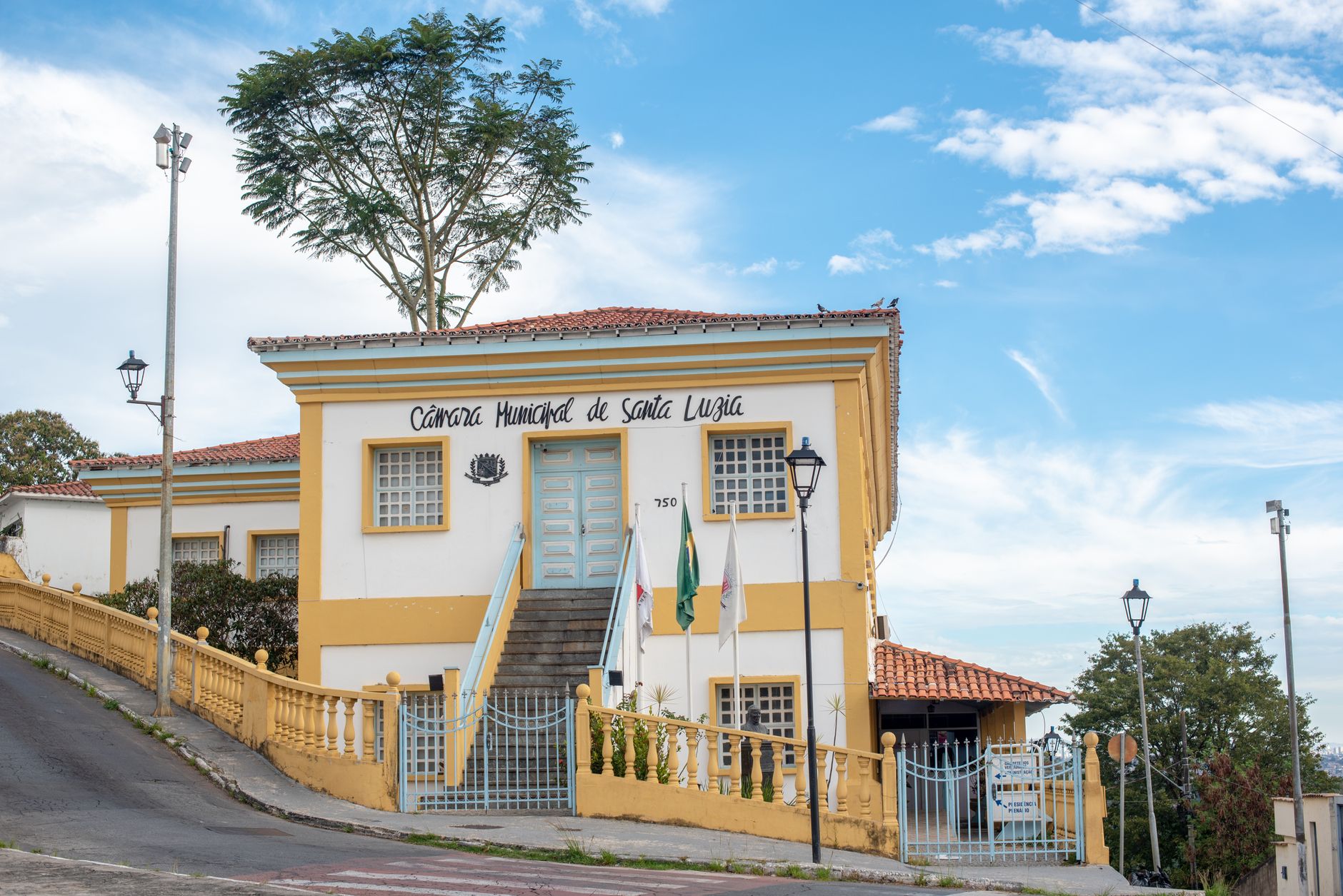 Popular sights in Santa Luzia Landmarks in Santa Luzia