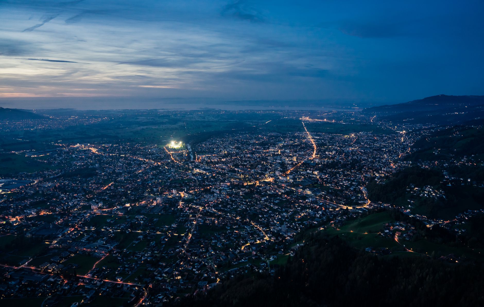 10 Cities Where Airbnb Offers More Savings Than Hotels