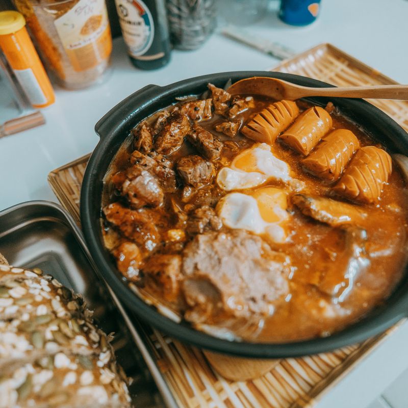 Sausage, Egg and Cheese Breakfast Casserole