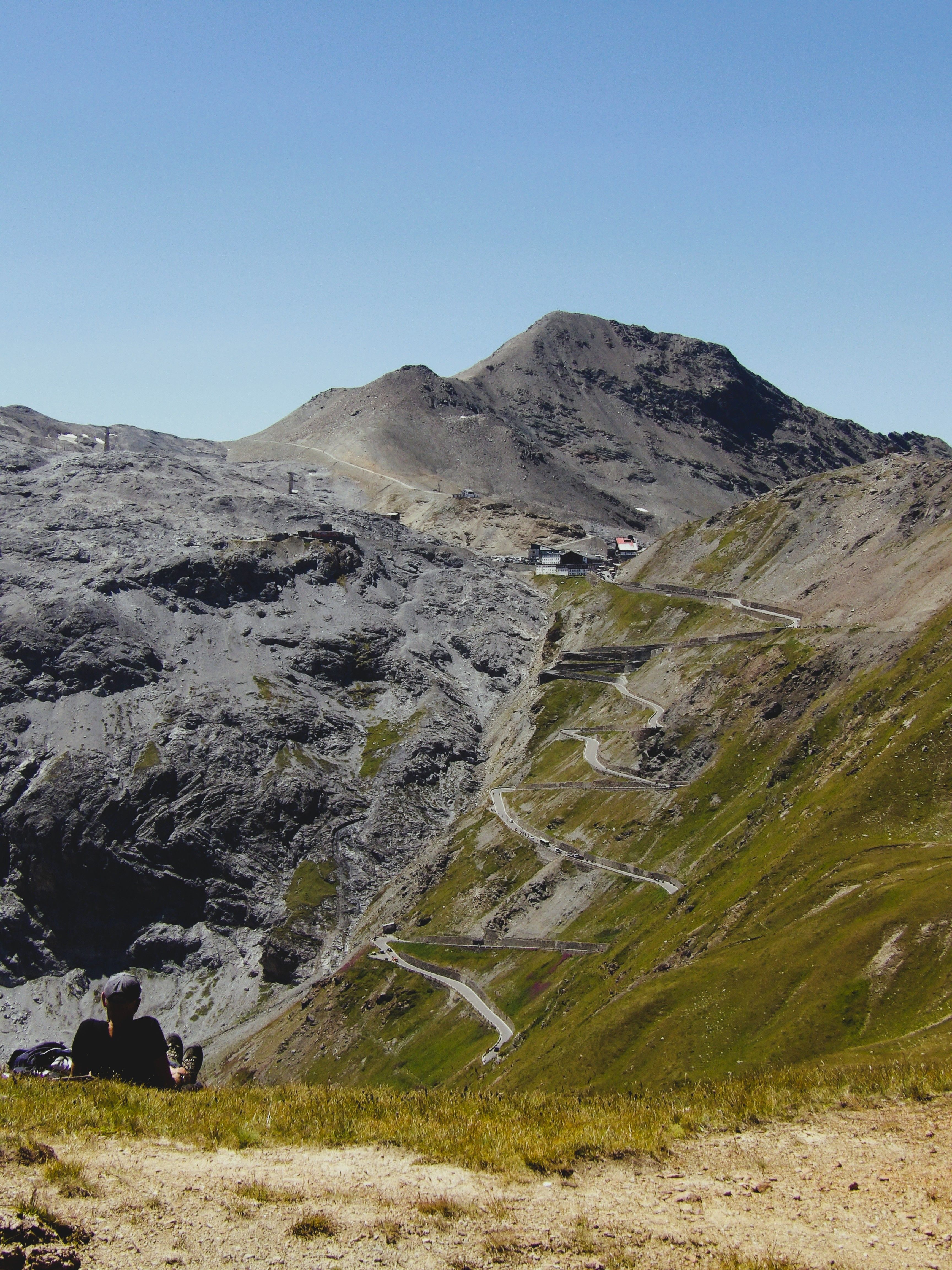 Best Time to Ride Stelvio Pass in 2026: A Rider’s Complete Guide
