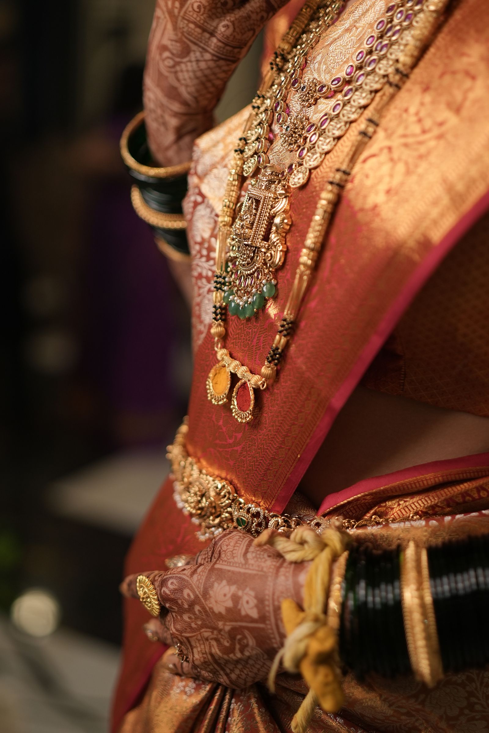 Indian bride wearing gold jewellery