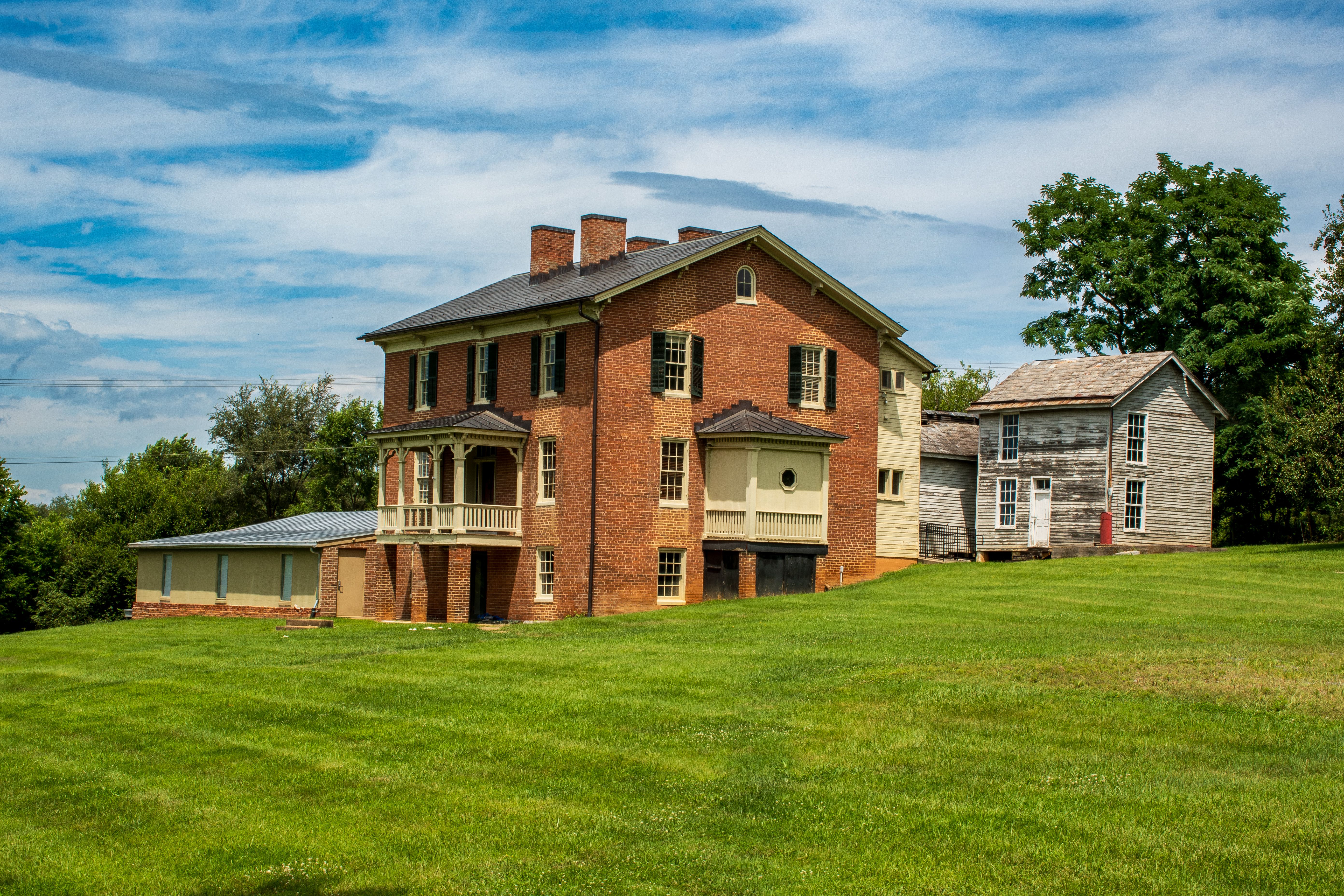 Historic brick buildings around the Village Green in Old Worthington, Ohio