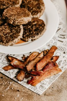Beef, Bacon (Cooked)