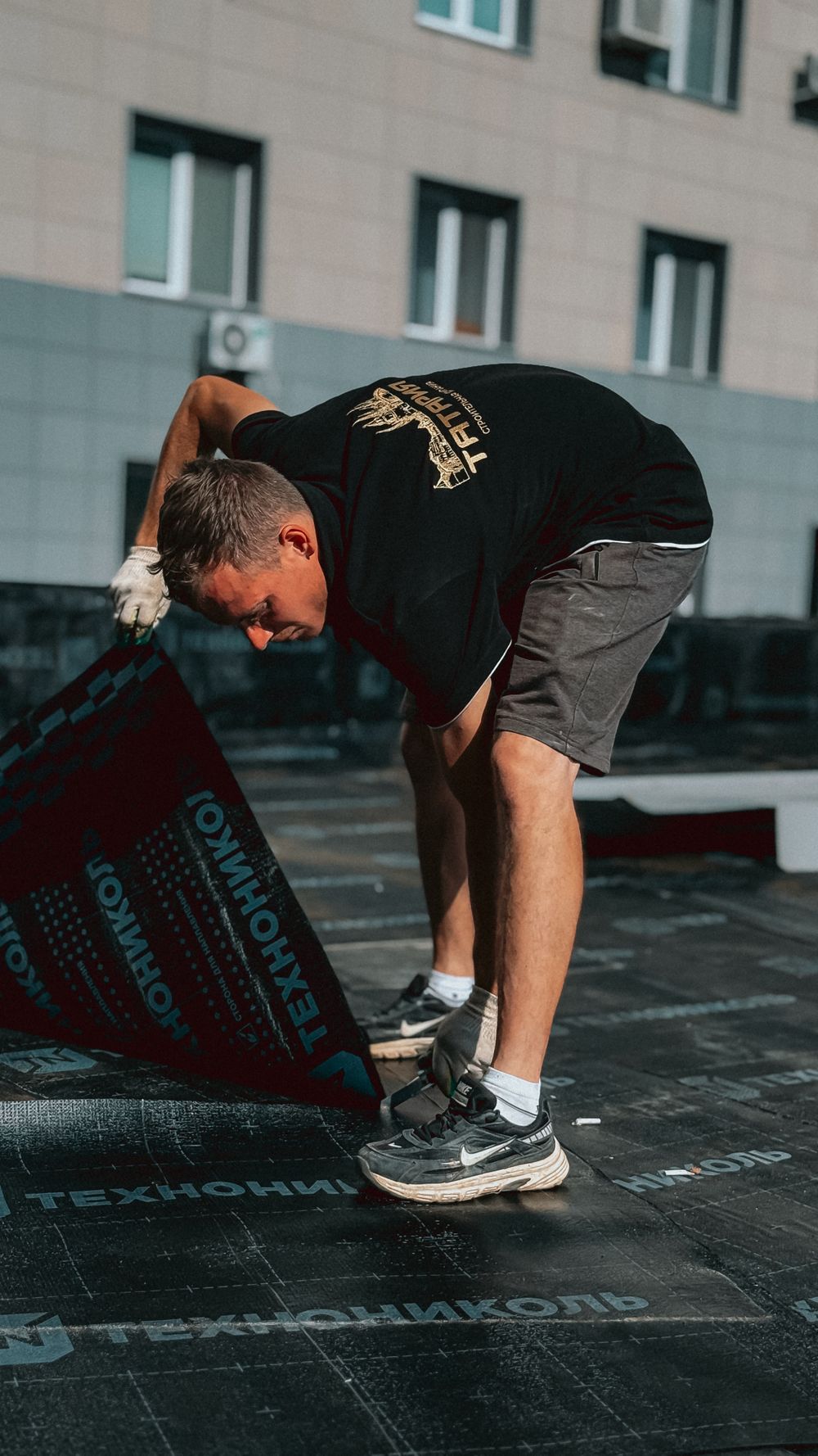 Waterproof roof repair work
