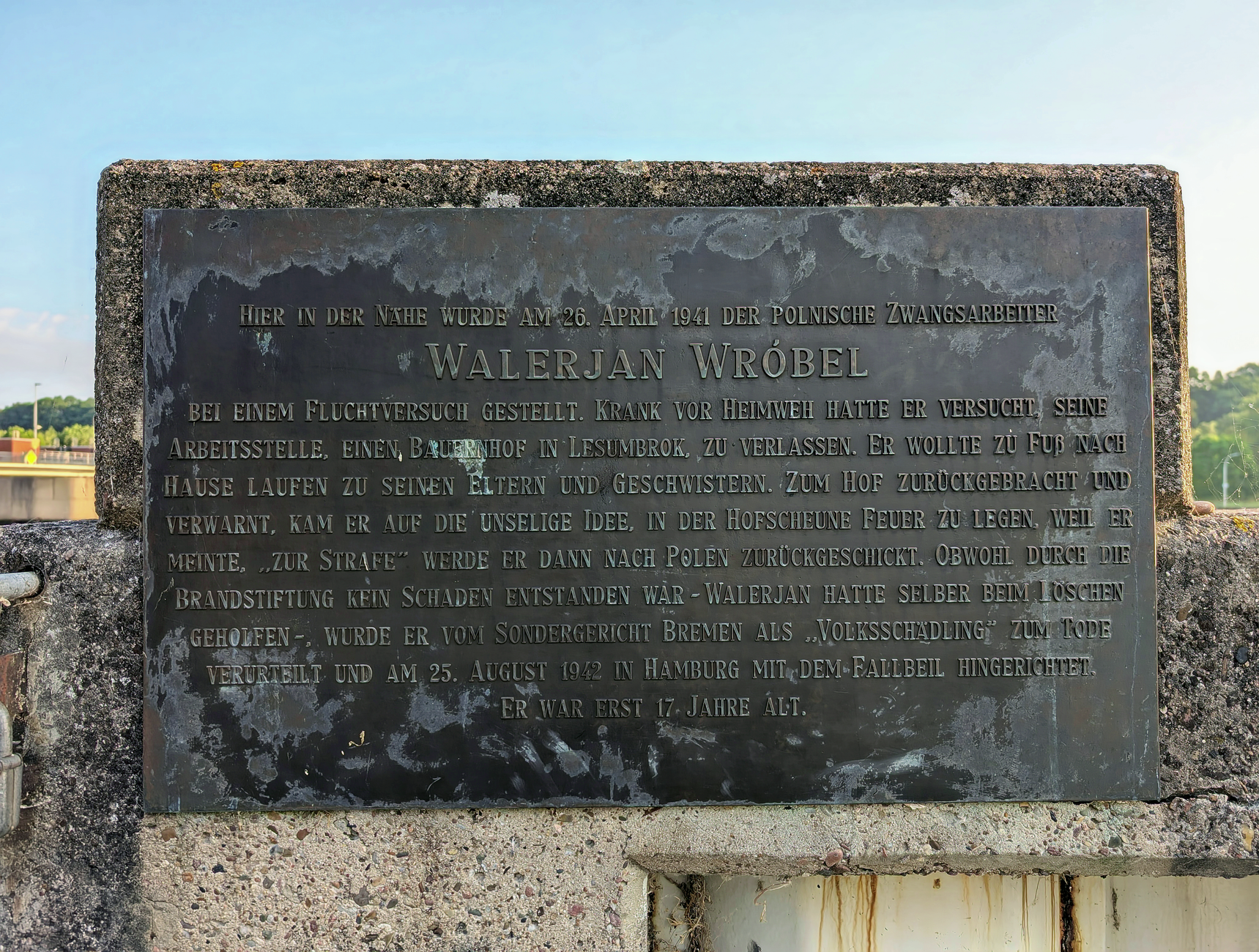 Memorial plaque commemorating Walerjan Wróbel in Bremen, Germany.