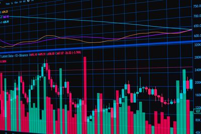 Binance Bows to EU Sanctions: Crypto Transfers with HTX and Others Halted from August 23