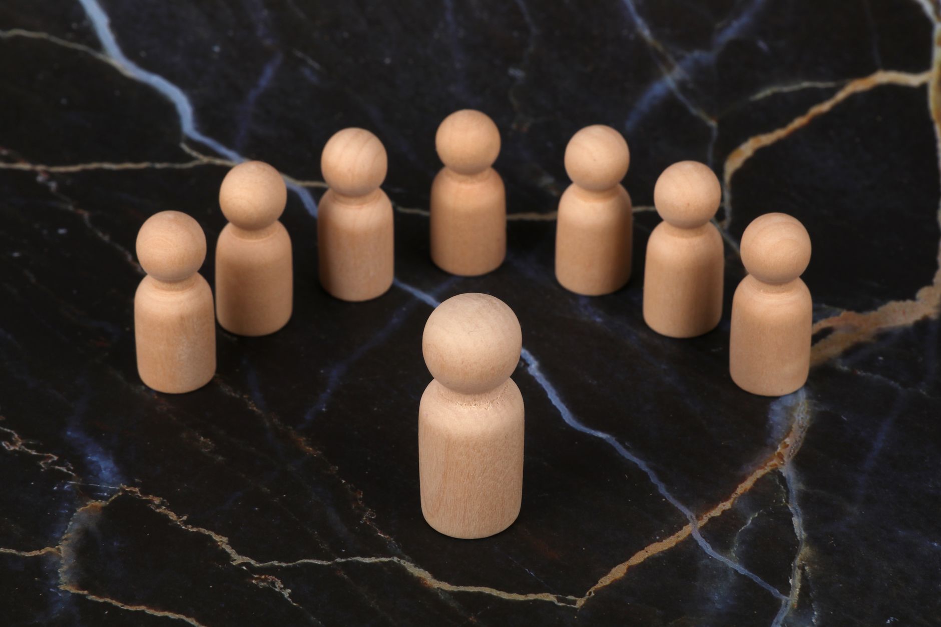 How Smart Leaders Build Empires by Expanding Into New Markets