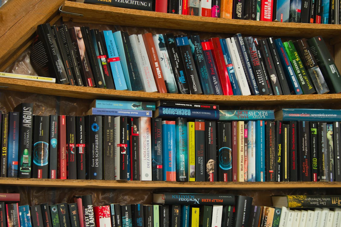 free-stock-photo-of-book-shelves-books-bookshelf
