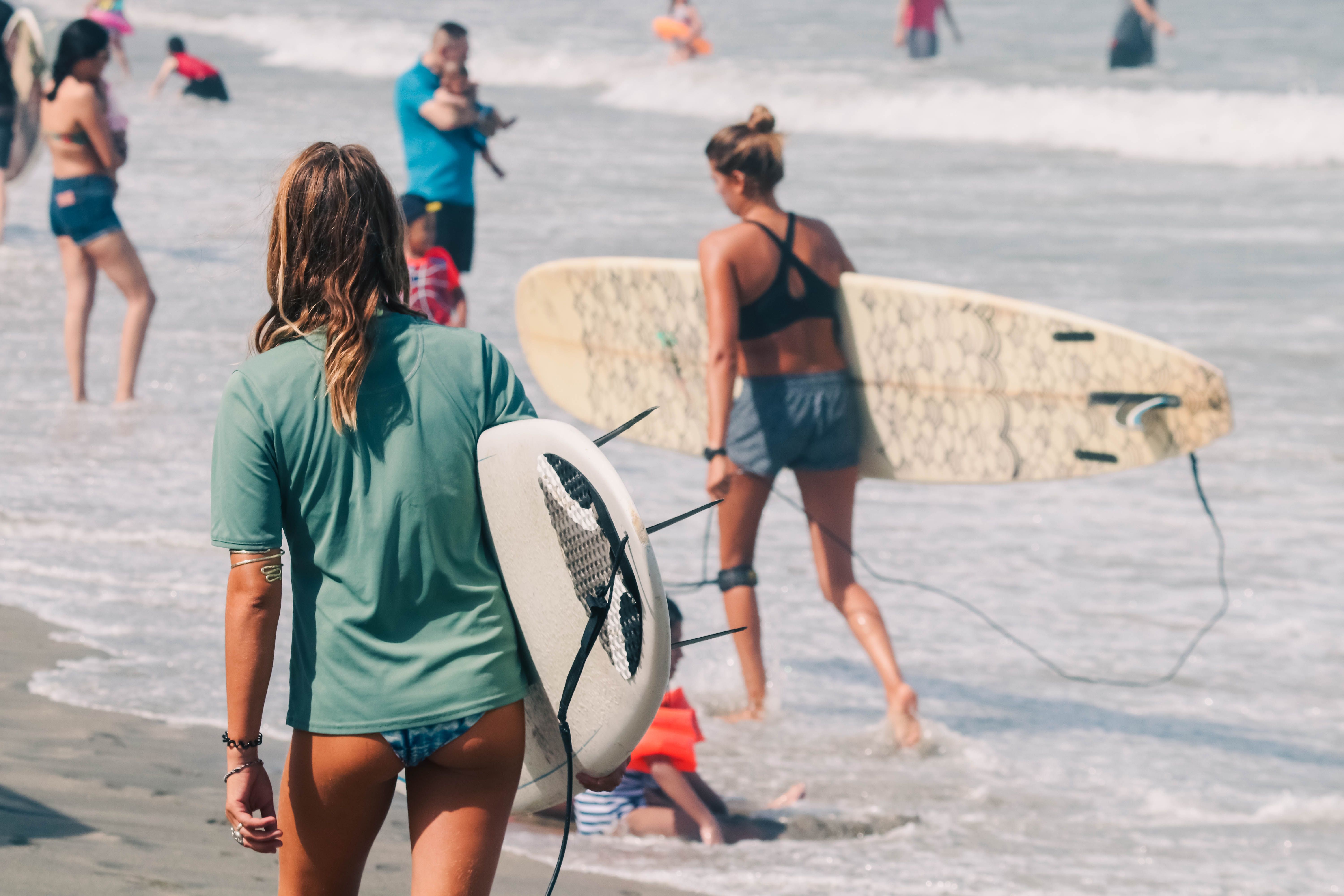 Winki Zinc mineral sunscreen products on a sunny Australian beach