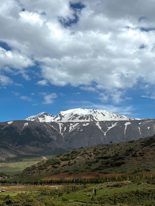 Free Stunning landscape of snow-capped Mount Davraz under a vibrant blue sky in Isparta, Türkiye. Stock Photo