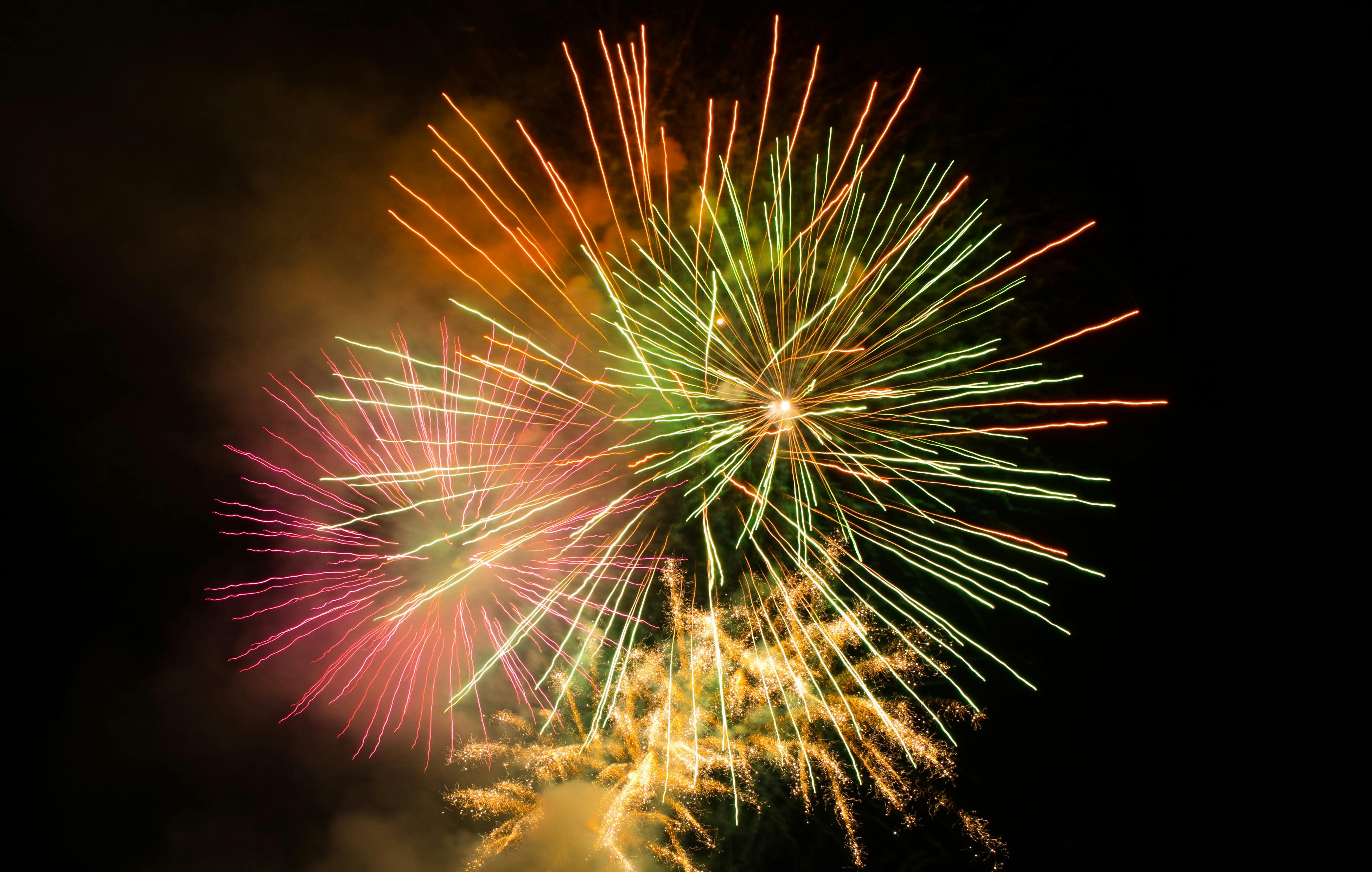 Fireworks Display · Free Stock Photo