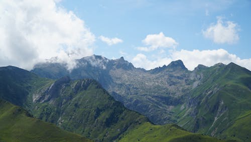 Бесплатное стоковое фото с вершина горы, горные вершины